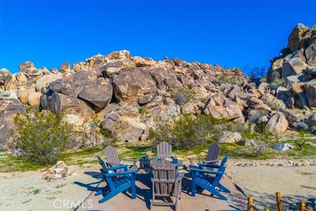 6875 Mount Shasta Avenue, Joshua Tree, CA 92252