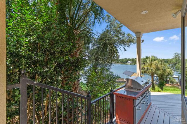 2319 Bayou Blvd, Pensacola, FL 32503