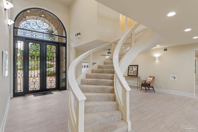 2319 Bayou Blvd, Pensacola, FL 32503