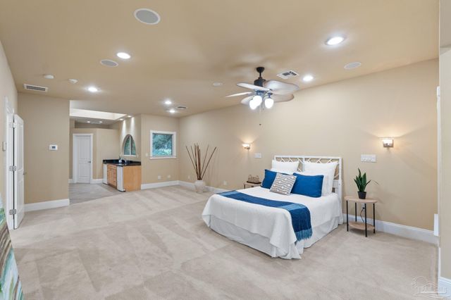 2319 Bayou Blvd, Pensacola, FL 32503