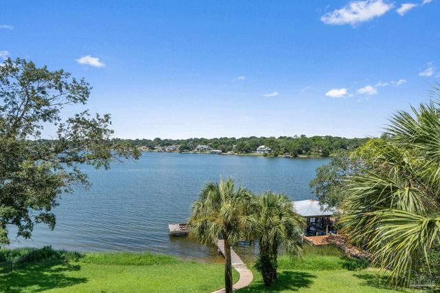 2319 Bayou Blvd, Pensacola, FL 32503