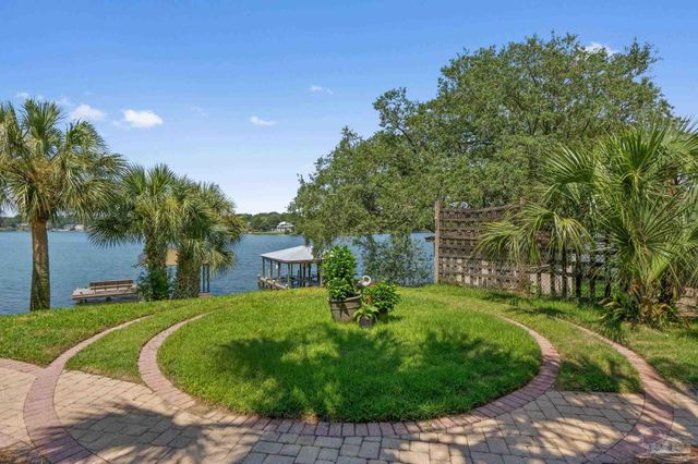 2319 Bayou Blvd, Pensacola, FL 32503