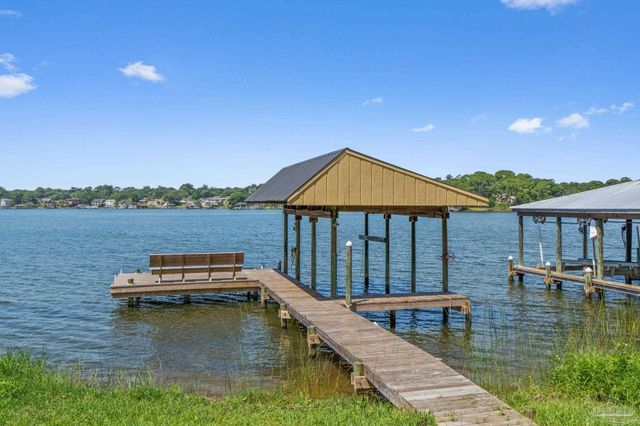 2319 Bayou Blvd, Pensacola, FL 32503