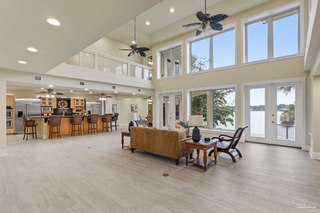 2319 Bayou Blvd, Pensacola, FL 32503