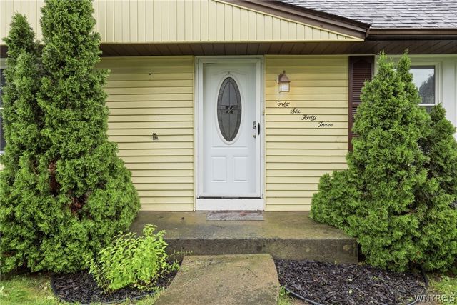 4643 Patricia Drive, Niagara Falls, NY 14305