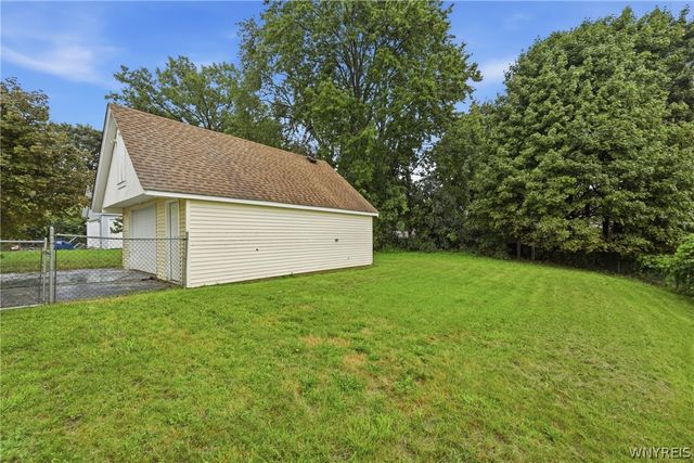 4643 Patricia Drive, Niagara Falls, NY 14305