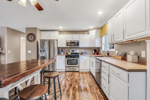343 Homestead DRIVE, Twin Lakes, WI 53181