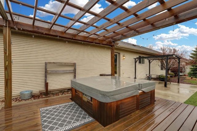 343 Homestead DRIVE, Twin Lakes, WI 53181