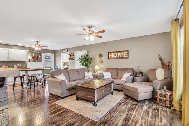 343 Homestead DRIVE, Twin Lakes, WI 53181
