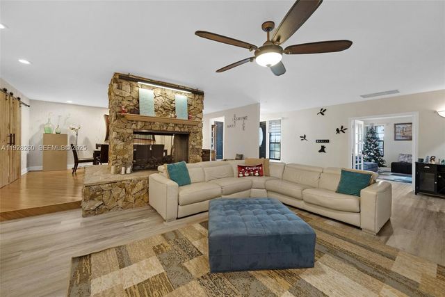 18645 SW 293rd Ter, Homestead, FL 33030