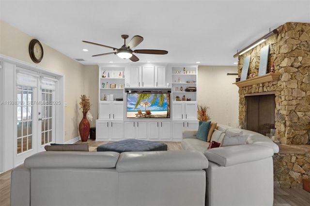 18645 SW 293rd Ter, Homestead, FL 33030