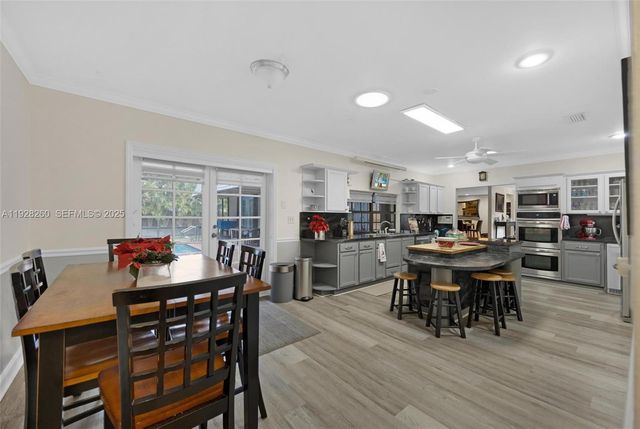 18645 SW 293rd Ter, Homestead, FL 33030