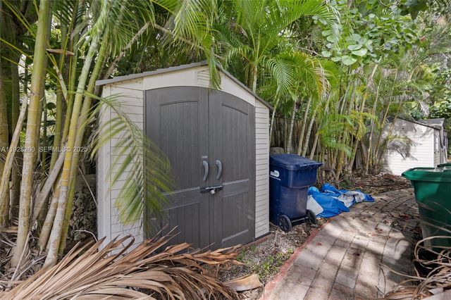 18645 SW 293rd Ter, Homestead, FL 33030