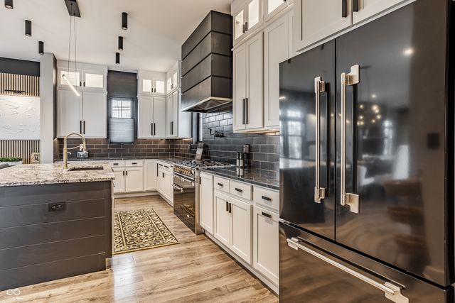 13120 Broad Street, Carmel, IN 46032