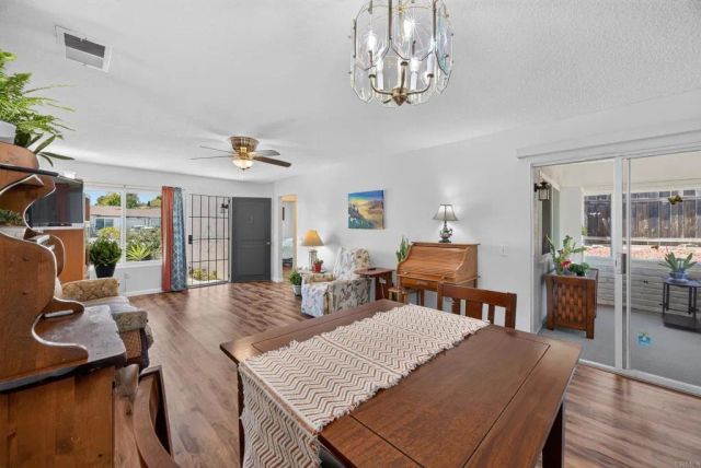 1536 Rolling Hills, Oceanside, CA 92056