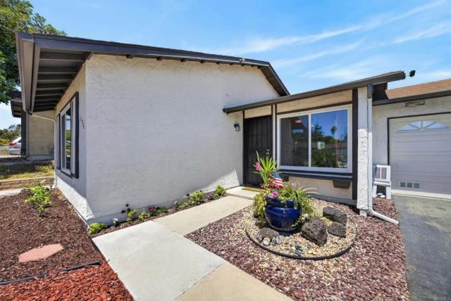 1536 Rolling Hills, Oceanside, CA 92056