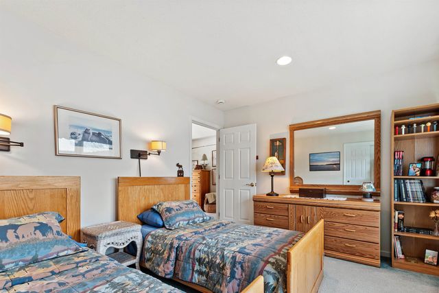 32 Highland Avenue, Newbury, NH 03255