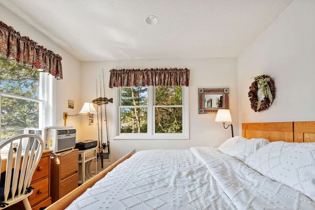 32 Highland Avenue, Newbury, NH 03255
