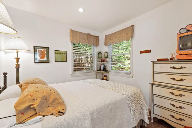 32 Highland Avenue, Newbury, NH 03255