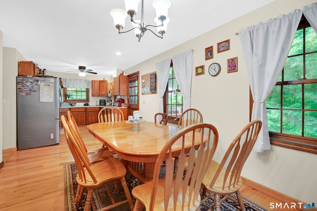27 Snipsic Lake Road, Ellington, CT 06029