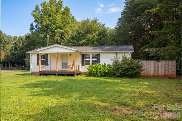 3515 Jeanette Drive, Iron Station, NC 28080