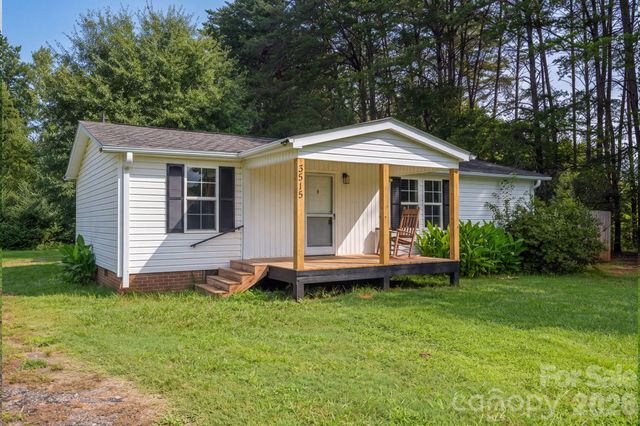 3515 Jeanette Drive, Iron Station, NC 28080