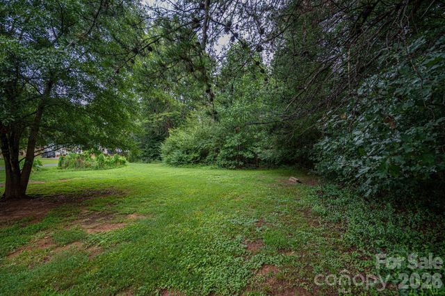 3515 Jeanette Drive, Iron Station, NC 28080