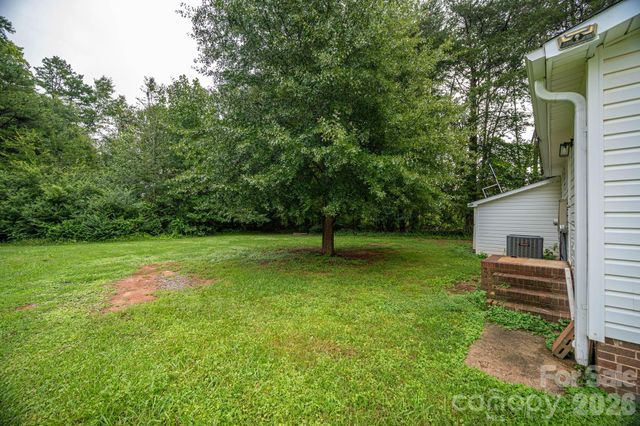3515 Jeanette Drive, Iron Station, NC 28080
