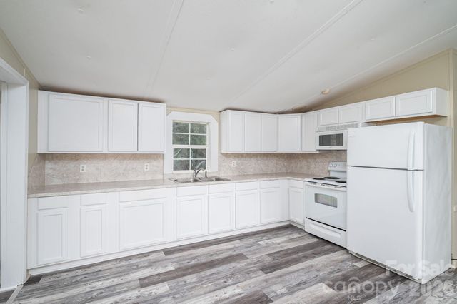 3515 Jeanette Drive, Iron Station, NC 28080