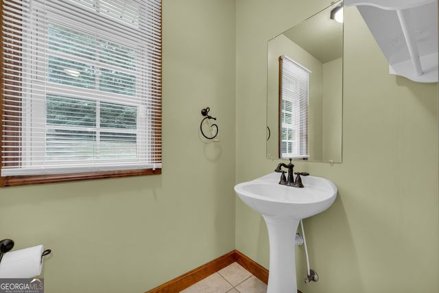 830 Carrie Craft Road, Bowersville, GA 30516