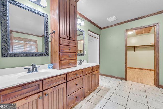 830 Carrie Craft Road, Bowersville, GA 30516