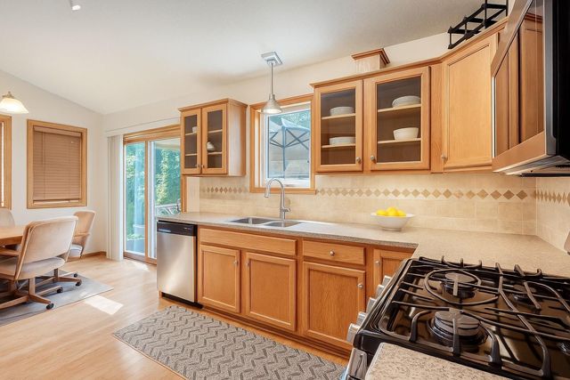 19055 Enchanted Way, Farmington, MN 55024