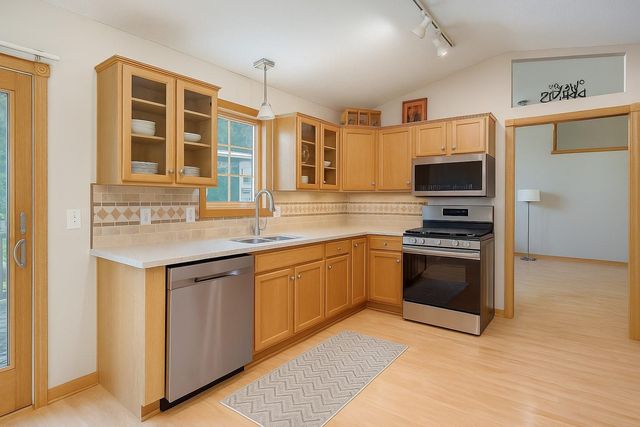 19055 Enchanted Way, Farmington, MN 55024