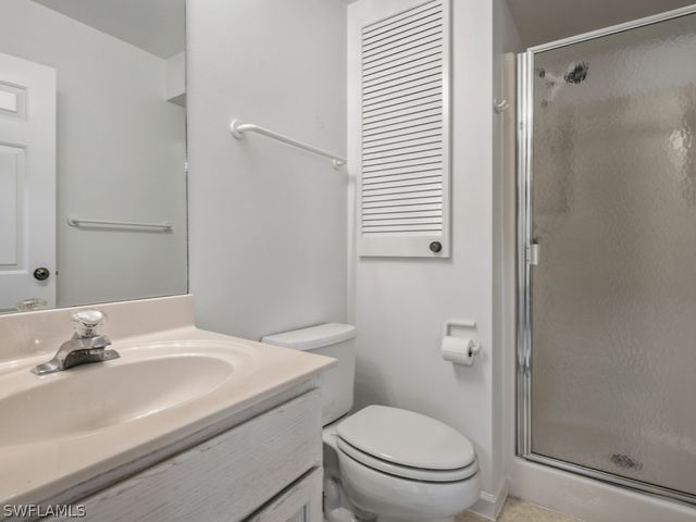 105 Pago Pago DR W, Naples, FL 34113