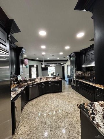 2417 E 28th Street, Mission, TX 78574