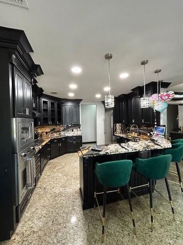 2417 E 28th Street, Mission, TX 78574