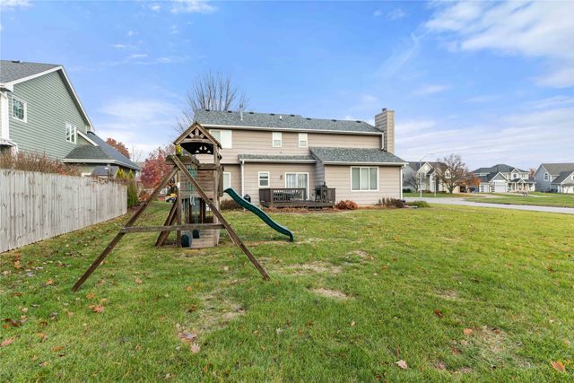 14000 Buena Vista Drive, Urbandale, IA 50323