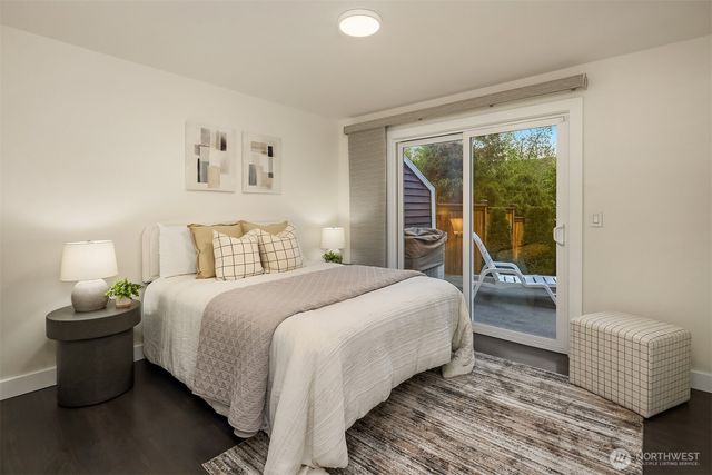 11715 NE 105th Lane, Kirkland, WA 98033