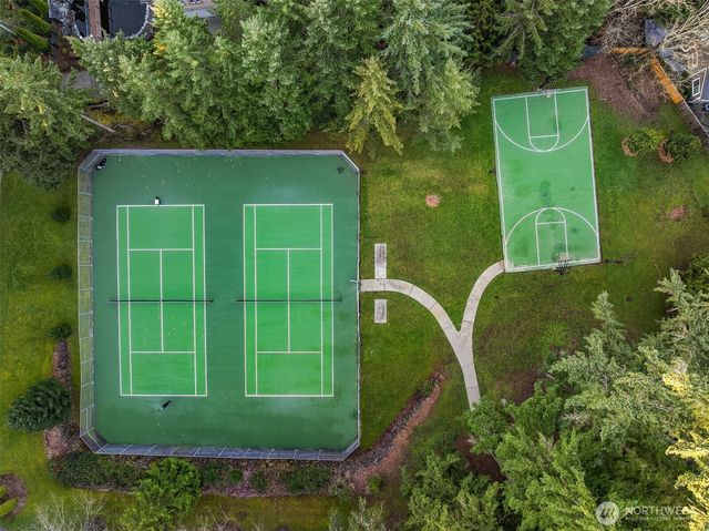 11715 NE 105th Lane, Kirkland, WA 98033