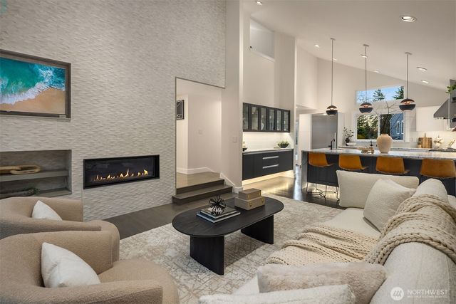 11715 NE 105th Lane, Kirkland, WA 98033