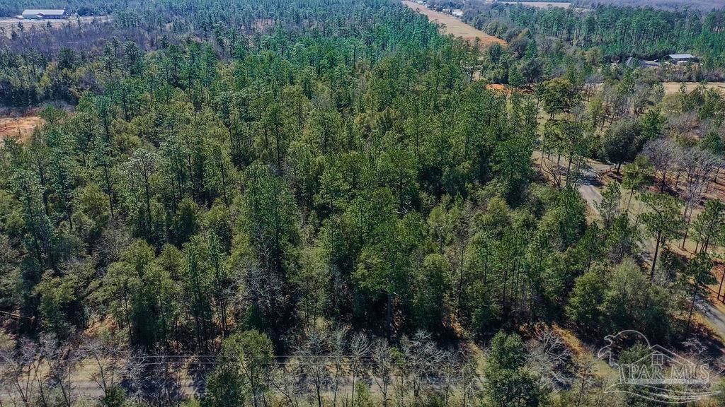 1A Hatfield Ln, Pace, FL 32571