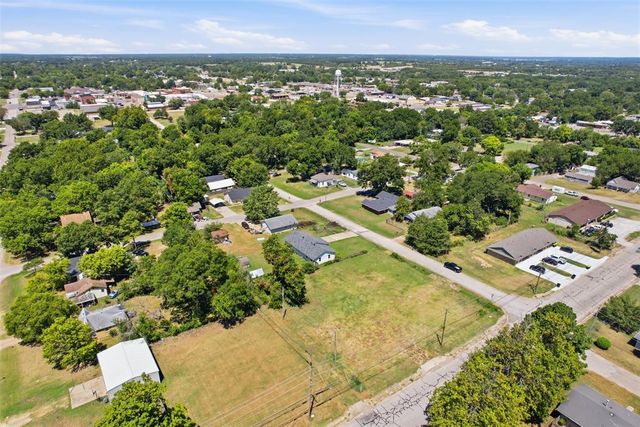 508 E Washington Street, Tecumseh, OK 74873