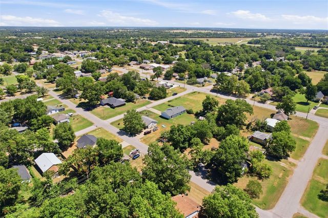508 E Washington Street, Tecumseh, OK 74873