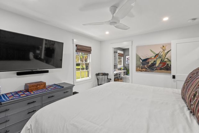 1089 Harbor View Road, Charleston, SC 29412