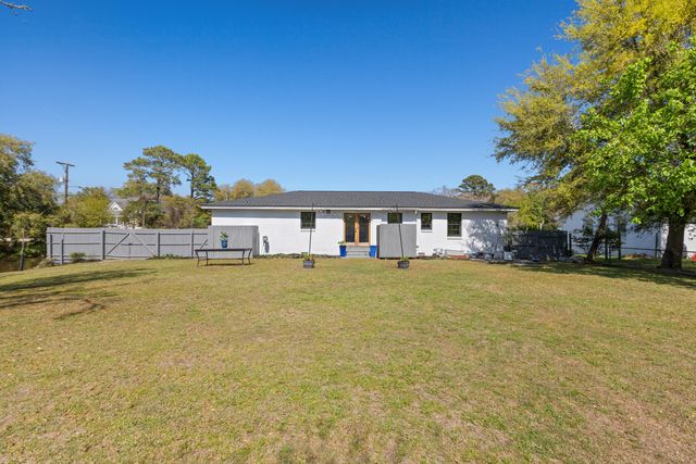 1089 Harbor View Road, Charleston, SC 29412