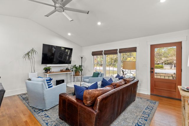 1089 Harbor View Road, Charleston, SC 29412