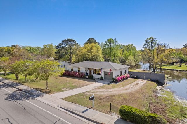 1089 Harbor View Road, Charleston, SC 29412