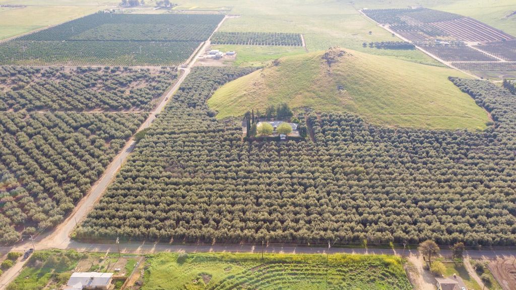 24257 Avenue 234, Lindsay, CA 93247