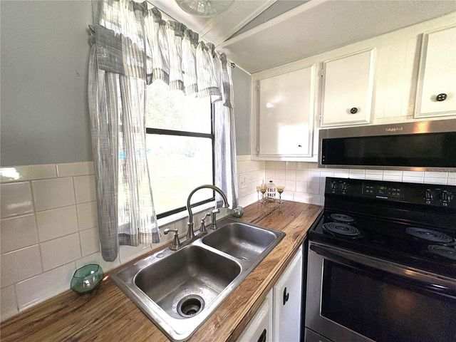 10526 E IRENE STREET, Inverness, FL 34450