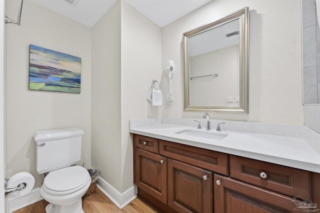 5 Portofino Dr 1207, Pensacola Beach, FL 32561